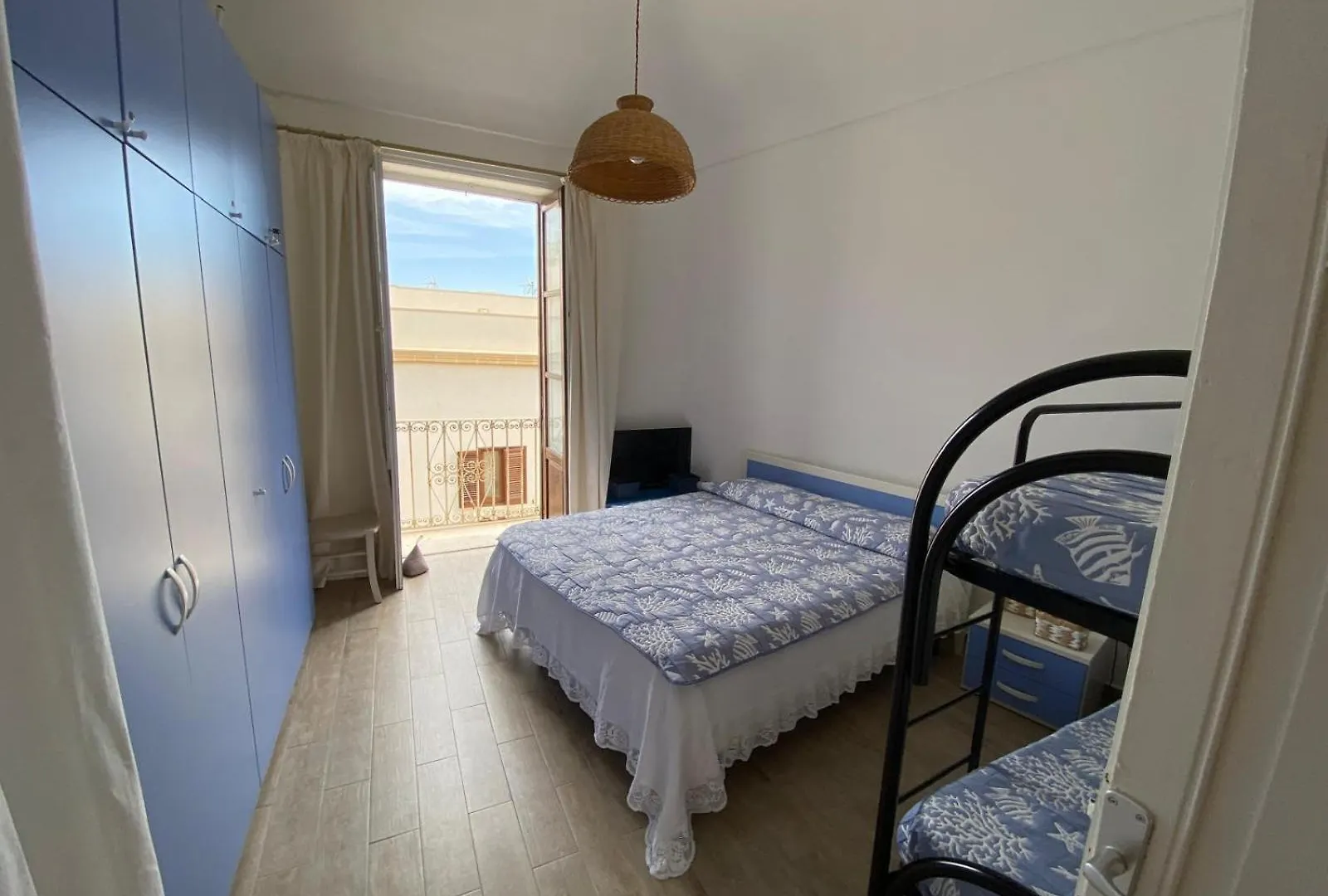 Al Centro Con Panorama Nuovissimo Appartamento A Favignana Isole Egadi 0*,  Italy